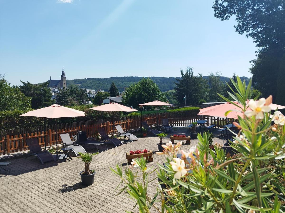 Berghotel Steiger - Erzgebirge Schneeberg (Saxony) Exterior foto